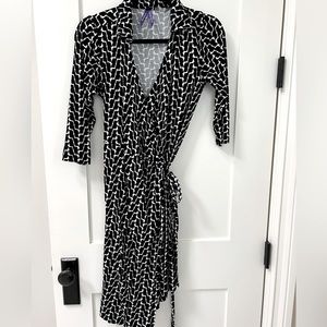 Seraphine maternity wrap dress